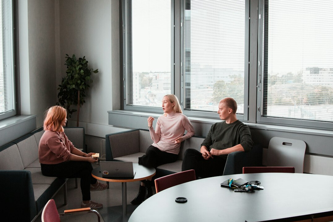 group discussion meeting